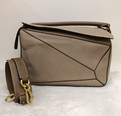 Loewe Puzzle Medium Grained Sand Mink GHW 2018