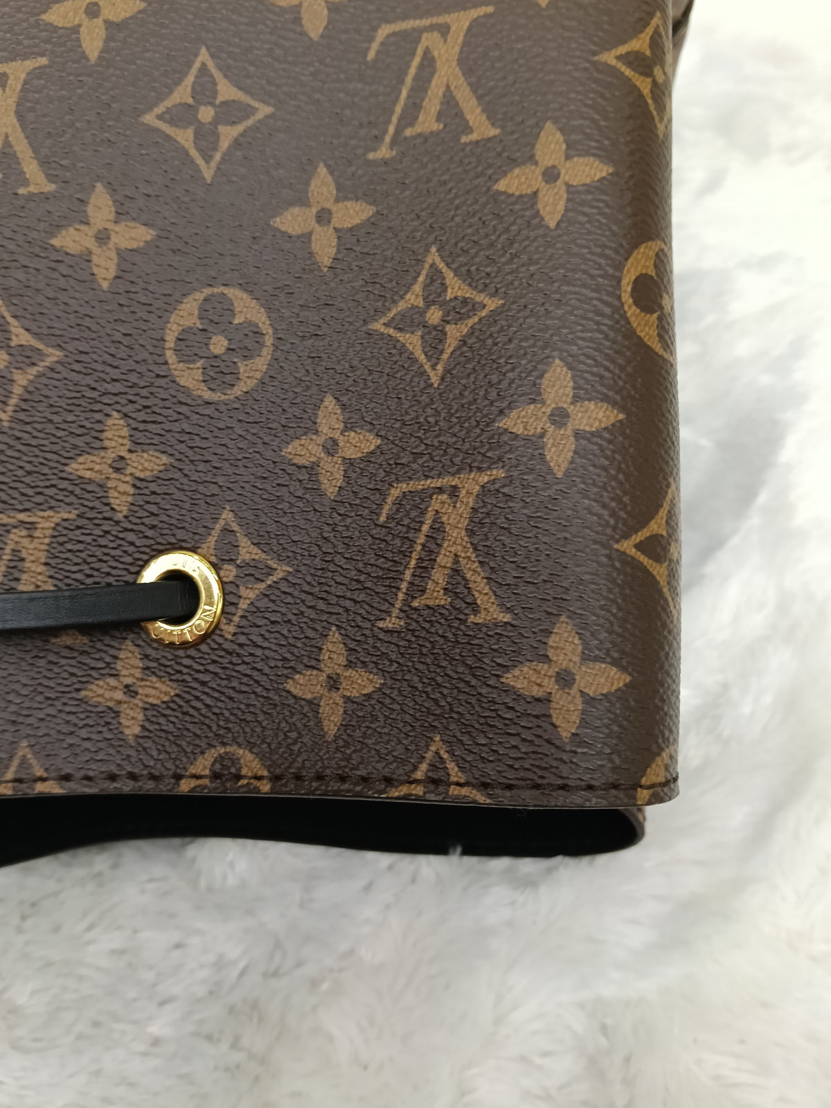 LV Neo Noe MM Monogram Noir 2019