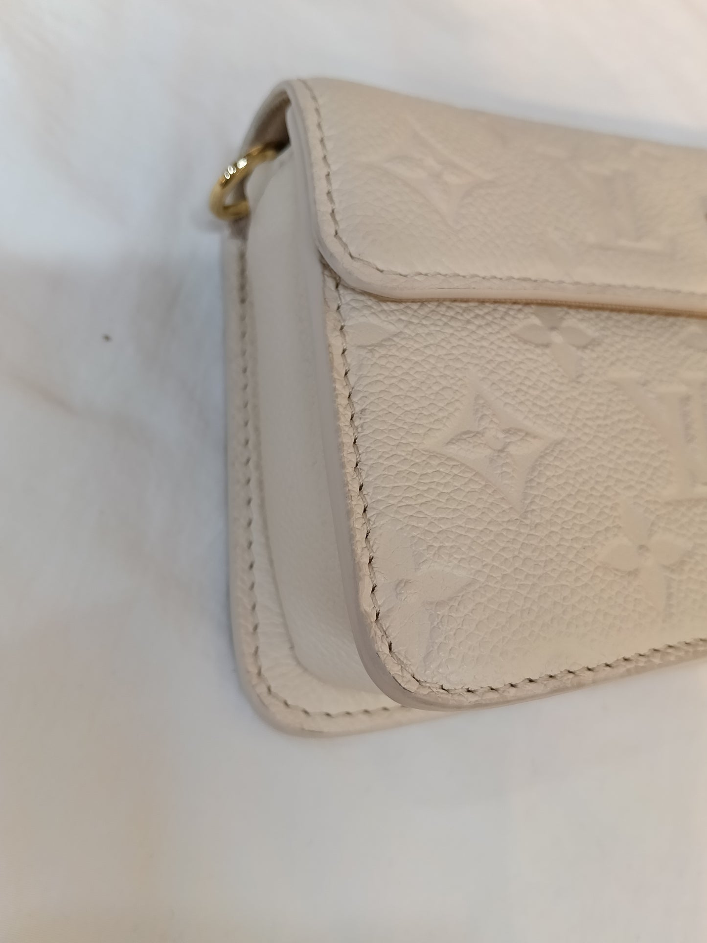 LV WOC Metis Monogram Empreinte Creme (CHIP)