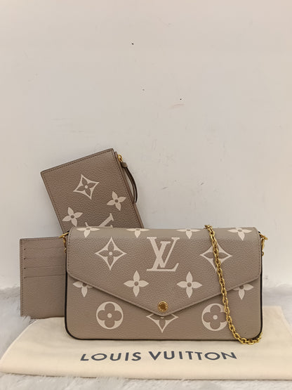 LV Pochette Felicie GM Monogram Empreinte Tourterelle Creme (CHIP)