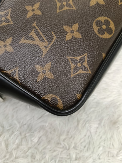 LV Kasai Clutch Monogram Macassar 2019