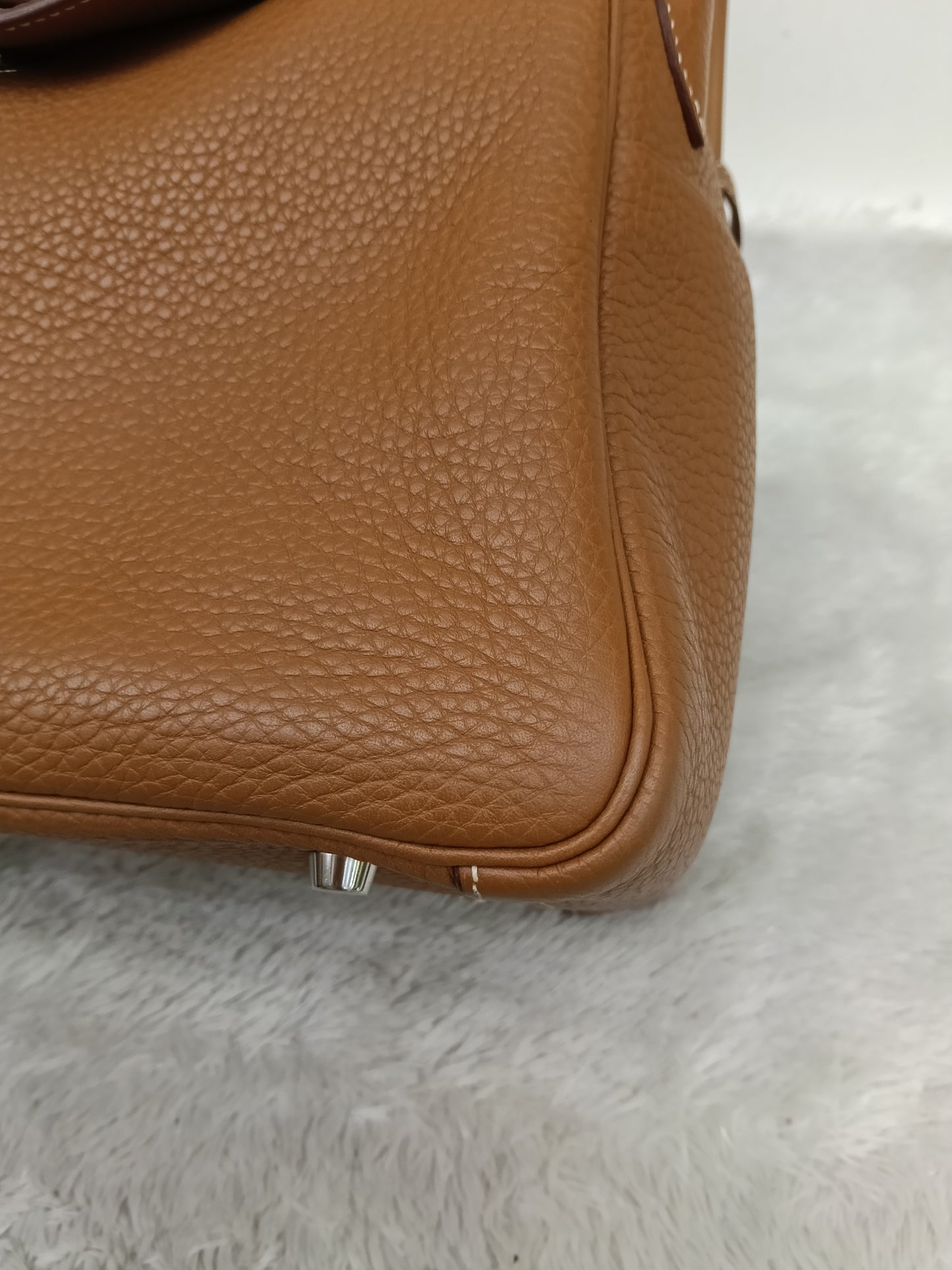 Lindy 30 Clem Gold PHW #R square