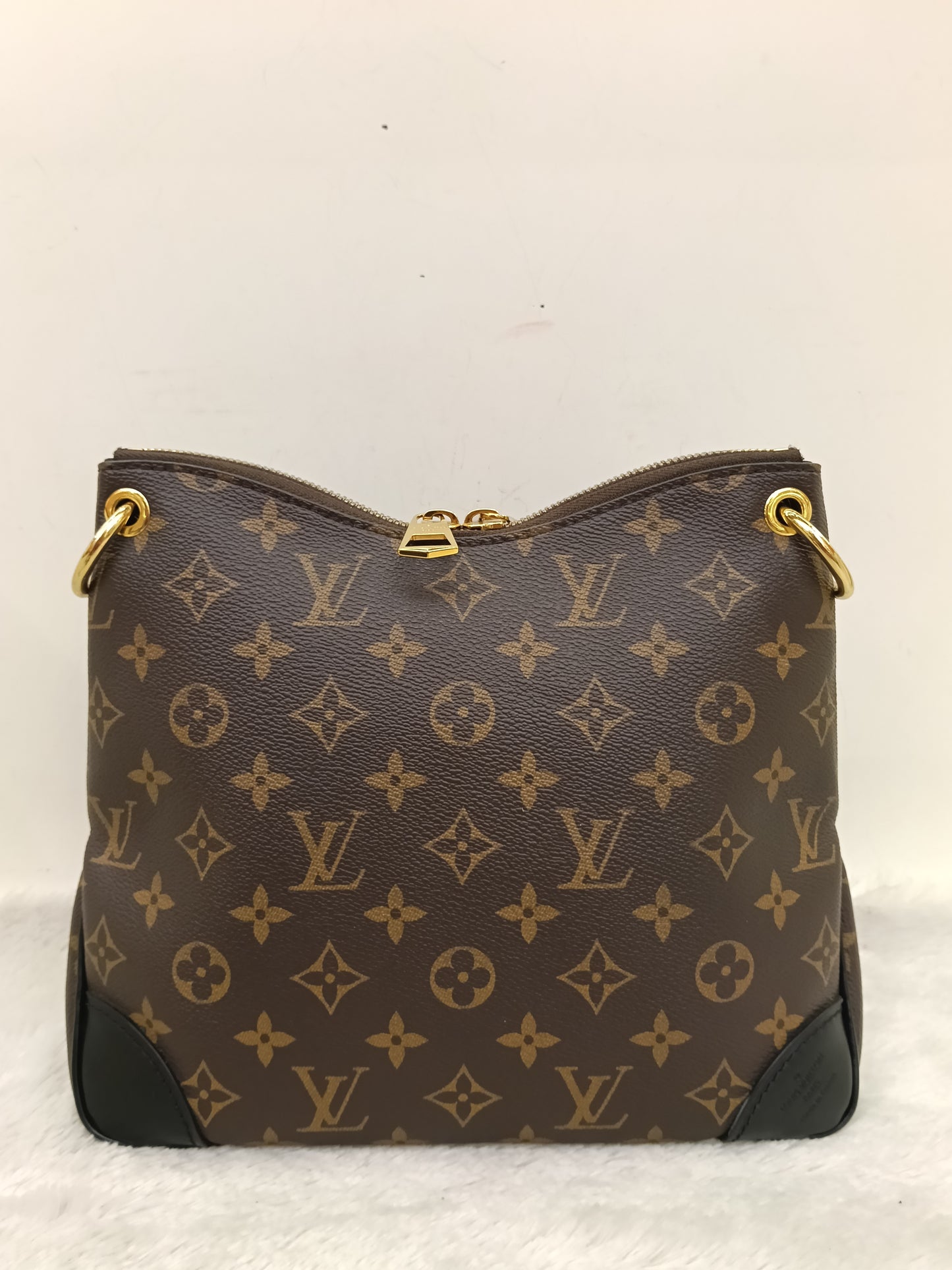 LV Odeon NM PM Monogram Noir (CHIP)