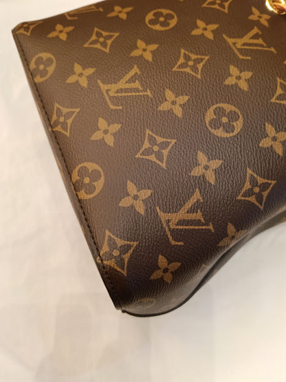 LV Neo Noe BB Monogram Shearling Cozygram 2023 (CHIP)