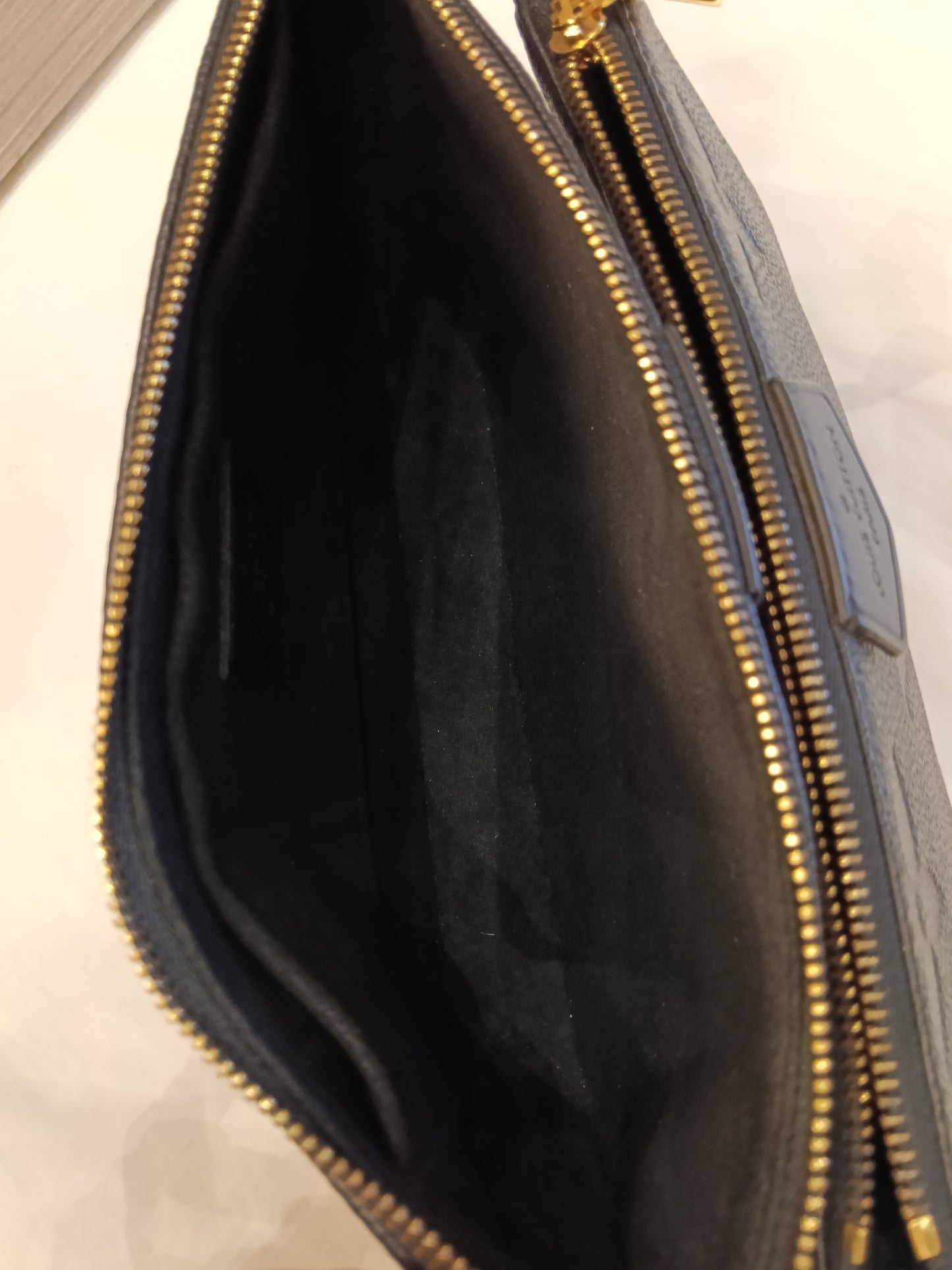 LV Multi Pochette Accesories NV Monogram Empreinte Noir (CHIP)