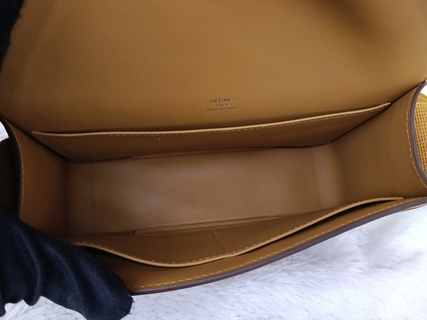 Hermes Geta Chevre Mysore Sangle Caramel PHW #B
