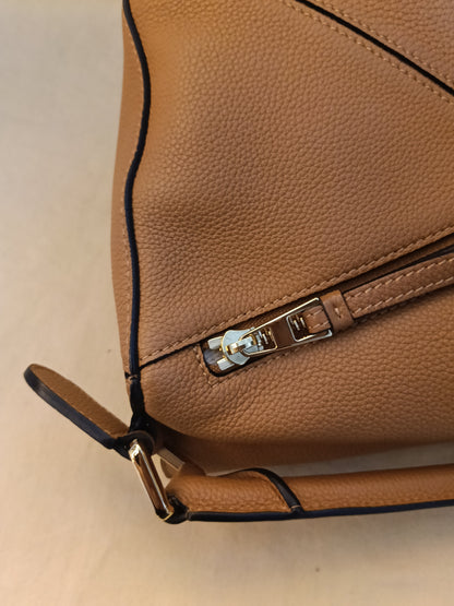 Loewe Puzzle Small Grained Caramel GHW 2021