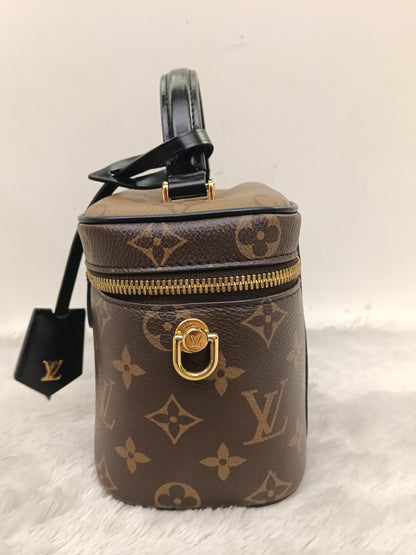 LV Vanity PM Monogram Reverse (CHIP)