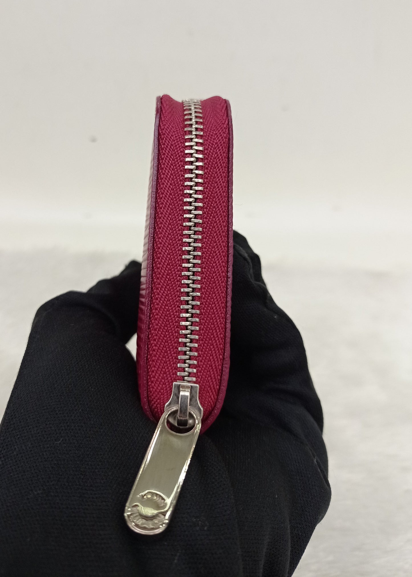 LV Zippy Coin Purse Epi Fuchsia