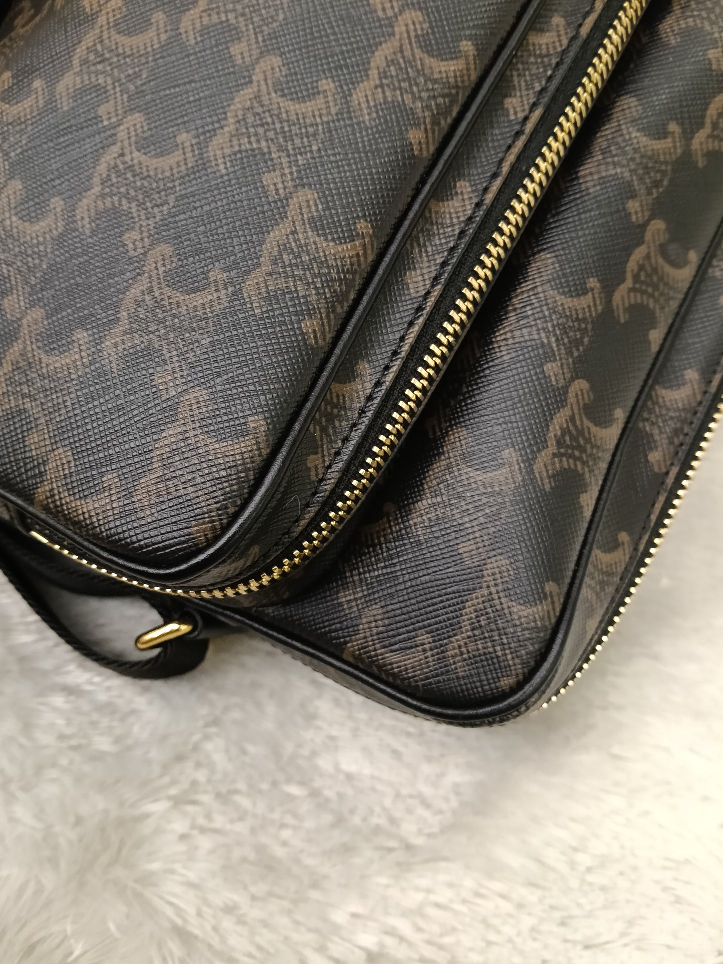 Celine Messenger Triomphe Brown GHW 2020