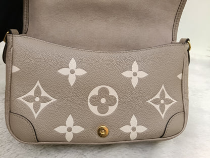 LV Diane PM ST NM Monogram Empreinte Tourterelle Creme 2025 (CHIP)