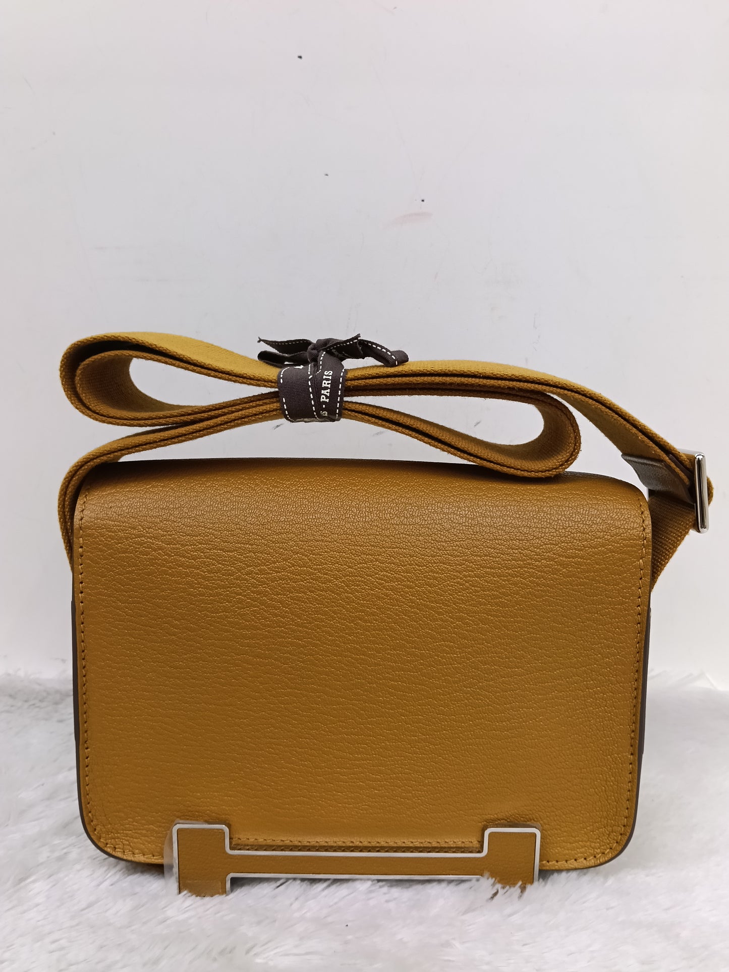 Hermes Geta Chevre Mysore Sangle Caramel PHW #B