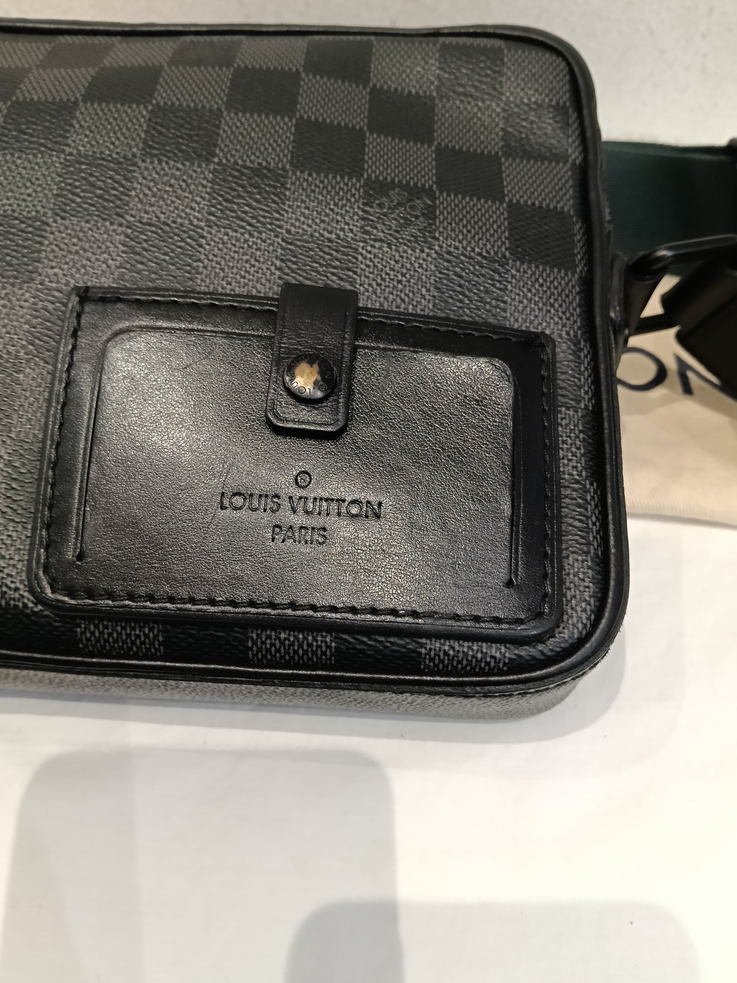 LV Alpha Messenger Damier Graphite 2019
