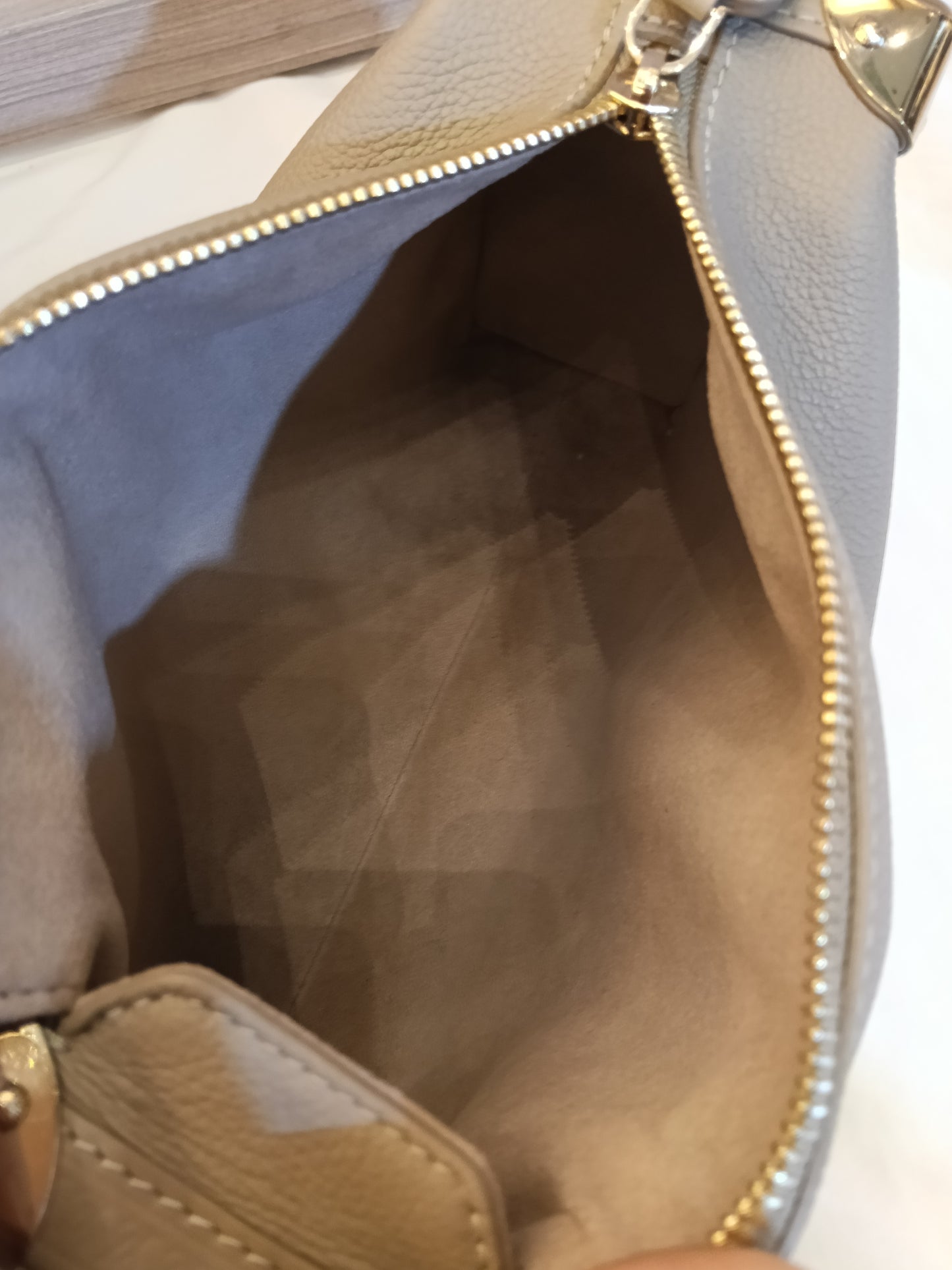 LV Side Trunk MM Taupe 2025 (CHIP)
