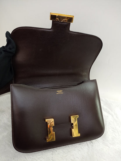 Constance 23 Box Brown Vintage GHW #G circle