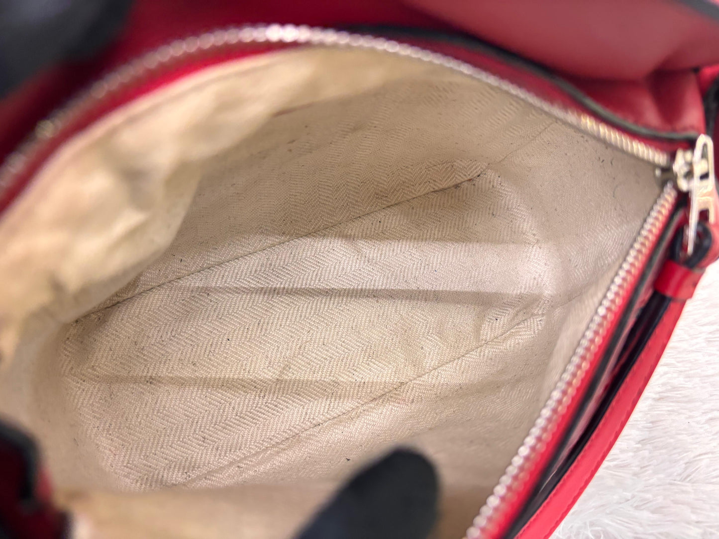 Loewe Puzzle Mini Red SHW 2018