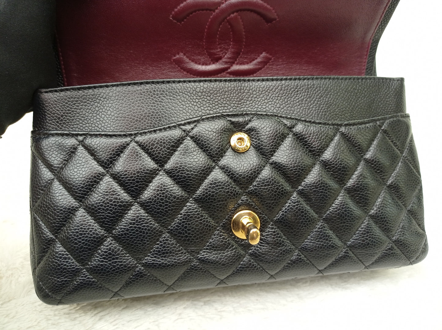 Chanel Medium Caviar Black GHW DF #21