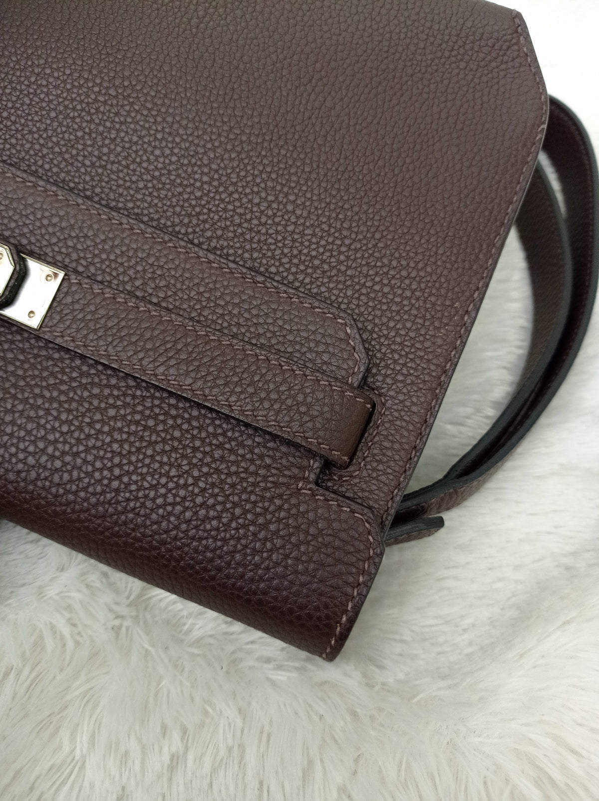 Hermes Kelly Depeche Pochette 25 Togo Ebene PHW #Y