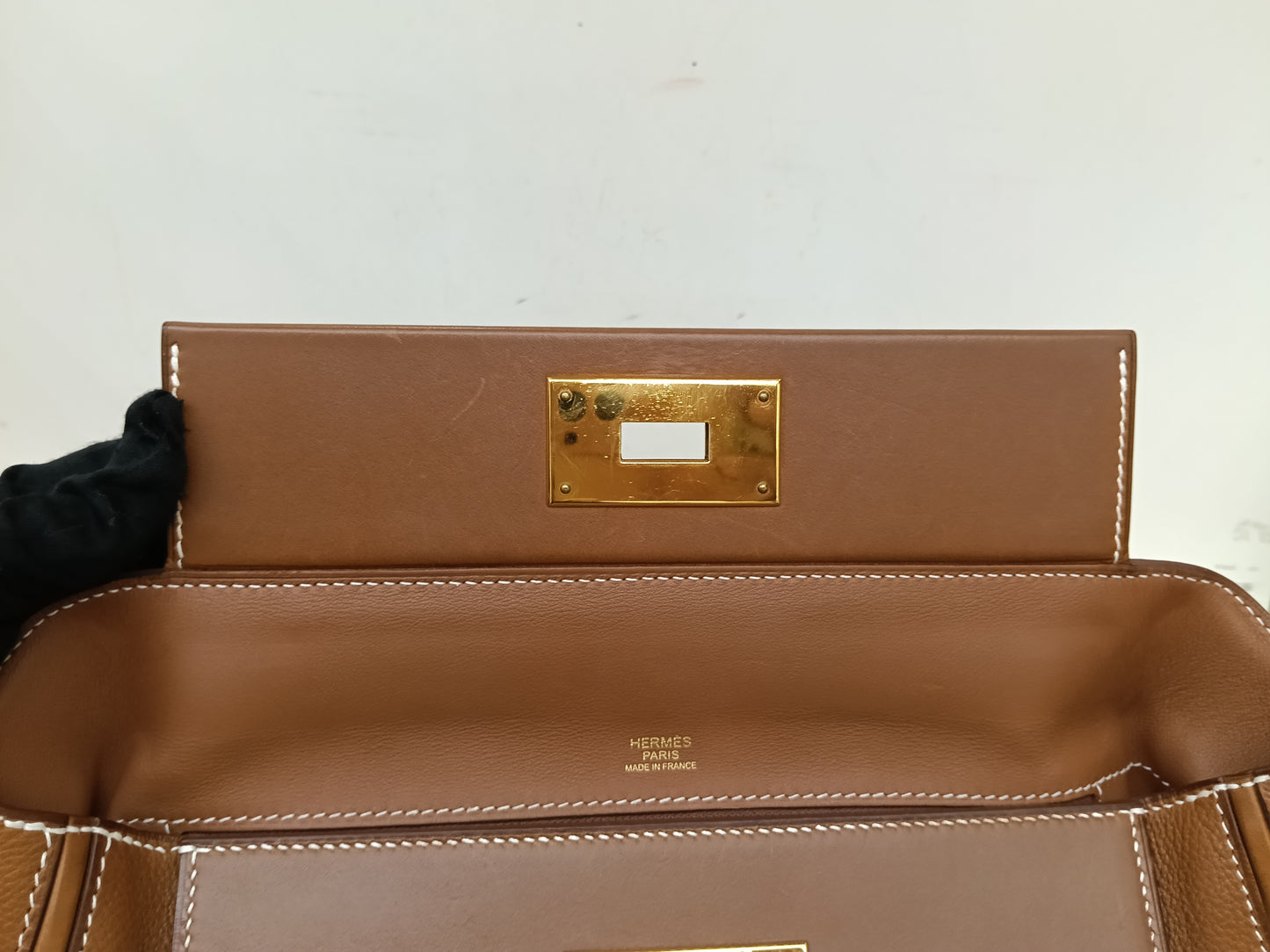 Hermes 2424 29 Fauve Barenia Faubourg GHW #D