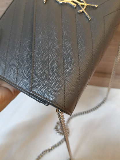 YsL WOC 22 Matelasse Monogramme Grained Grey SHW 2018
