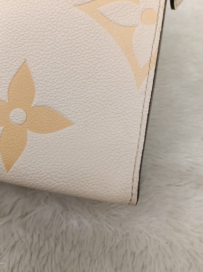 LV Pochette Toiletry 26 Monogram Giant Empreinte Pool Creme (CHIP)