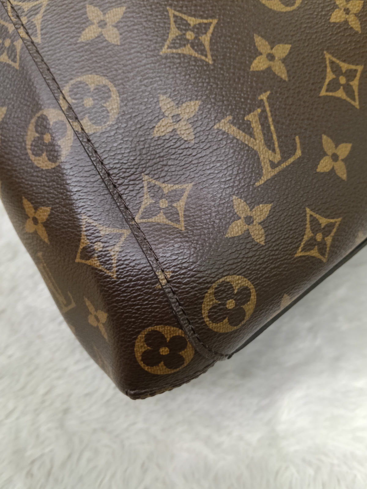 LV Montaigne GM Monogram 2014