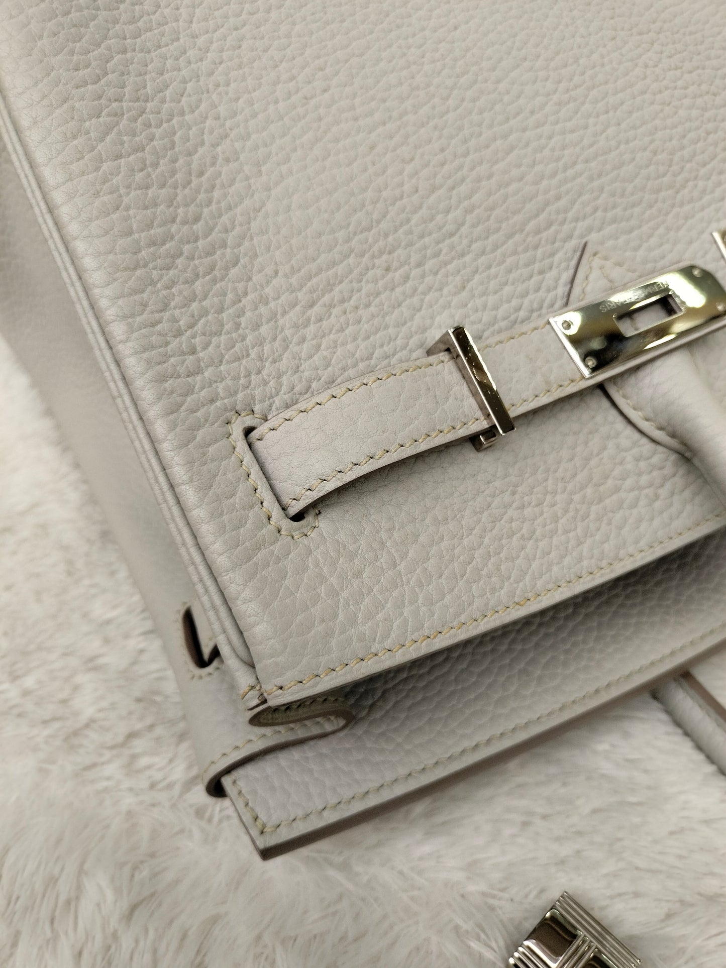 B35 Fjord Gris Perle PHW #Q square