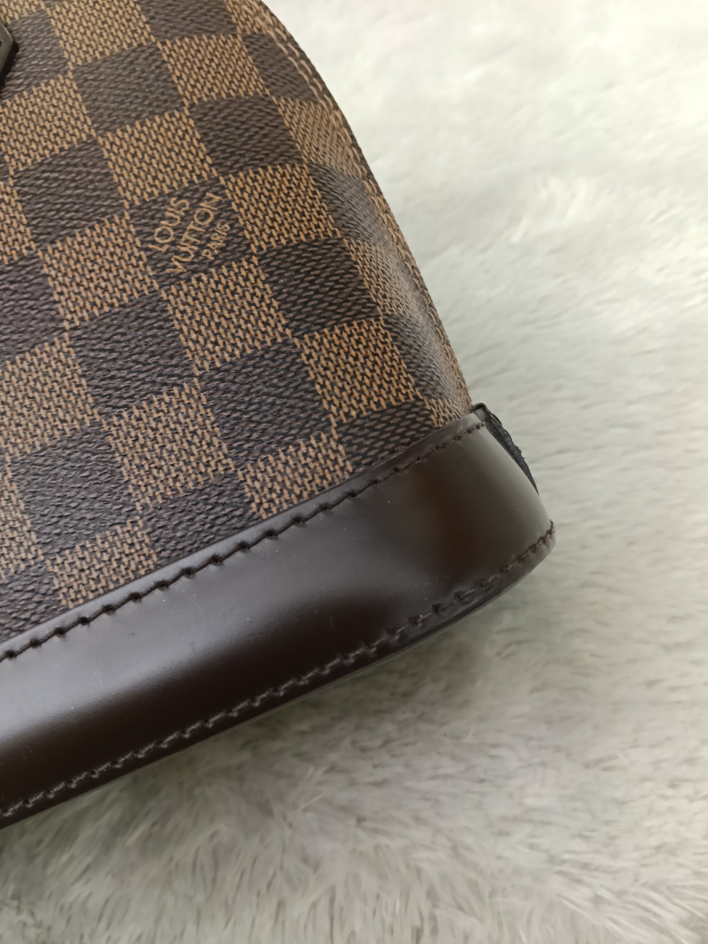 LV Alma BB Damier 2022 (CHIP)