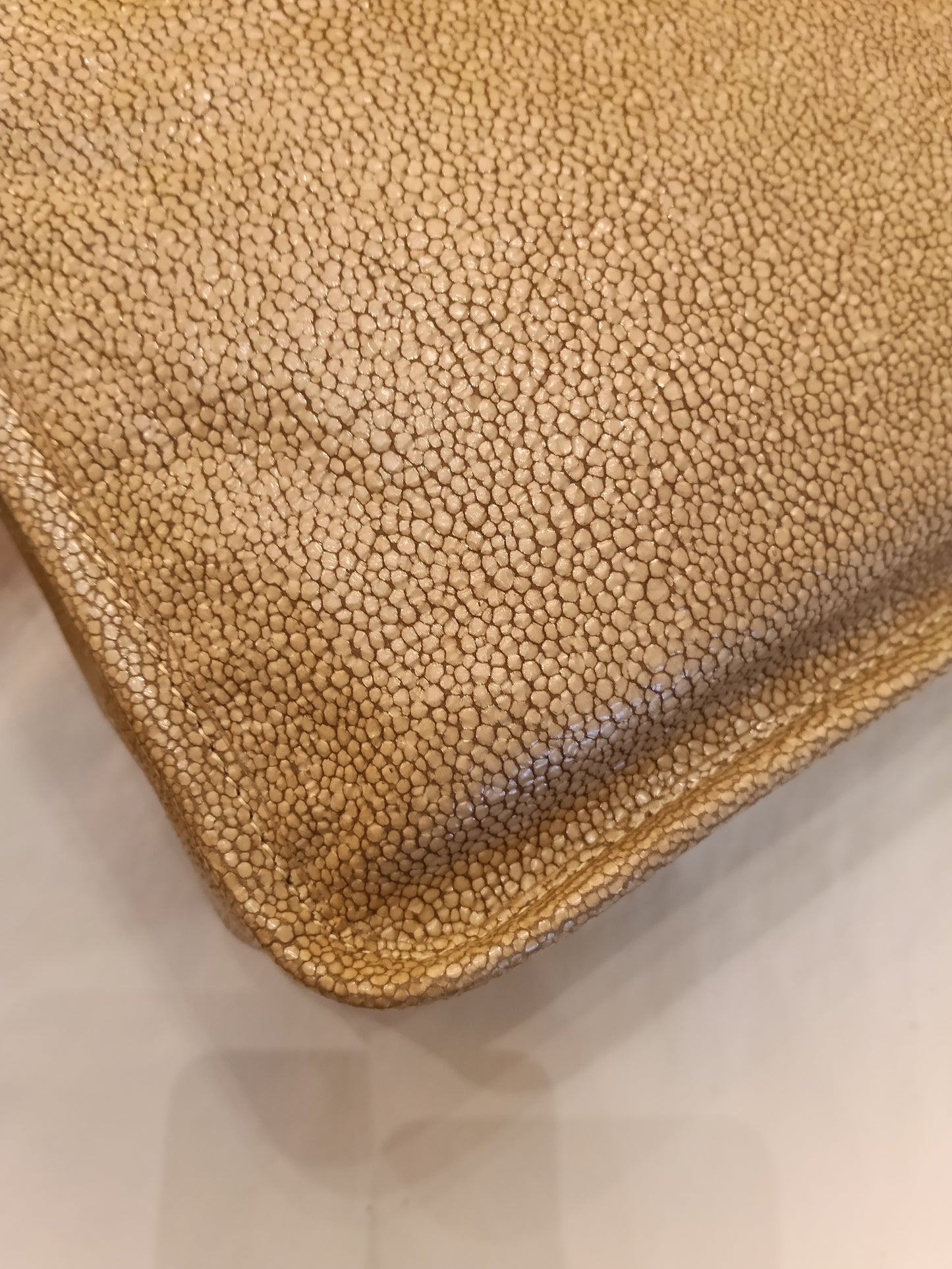 YsL Niki Medium Stingray Embossed Beige GHW 2019