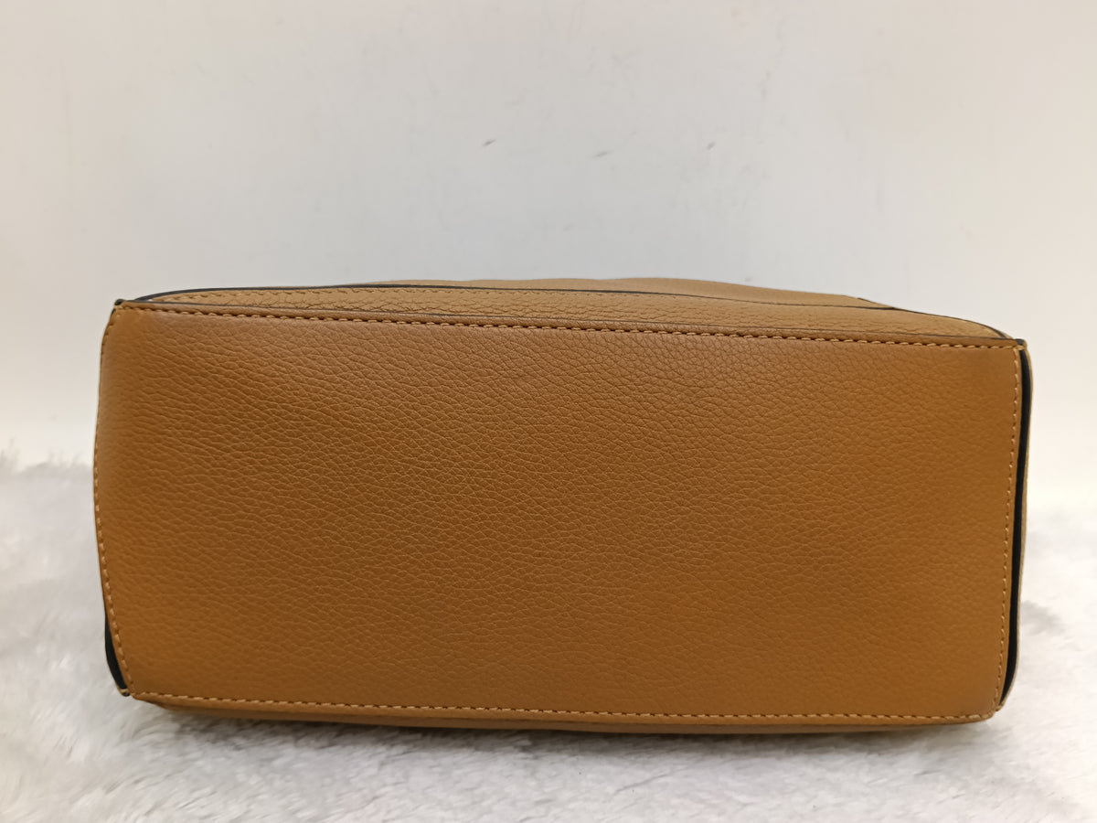 Loewe Puzzle Small Grained Caramel SHW 2020