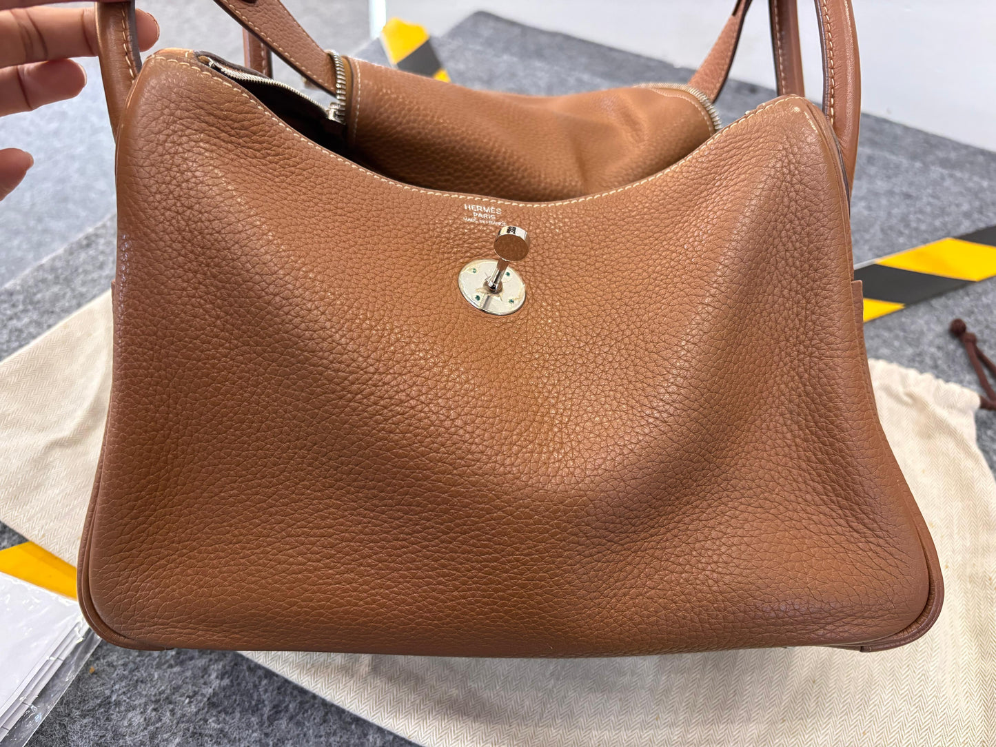 Lindy 30 Clem Gold PHW #Q square