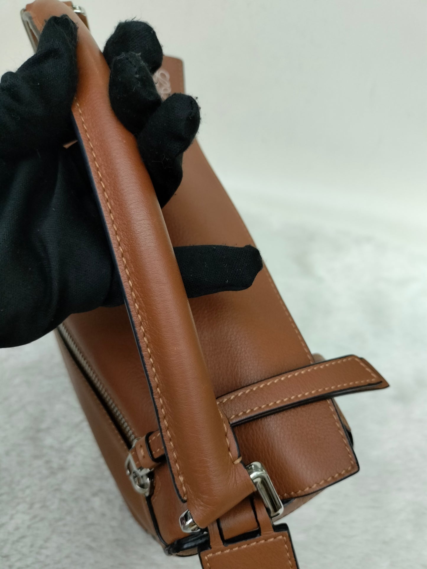 Loewe Puzzle Small Tan SHW 2019