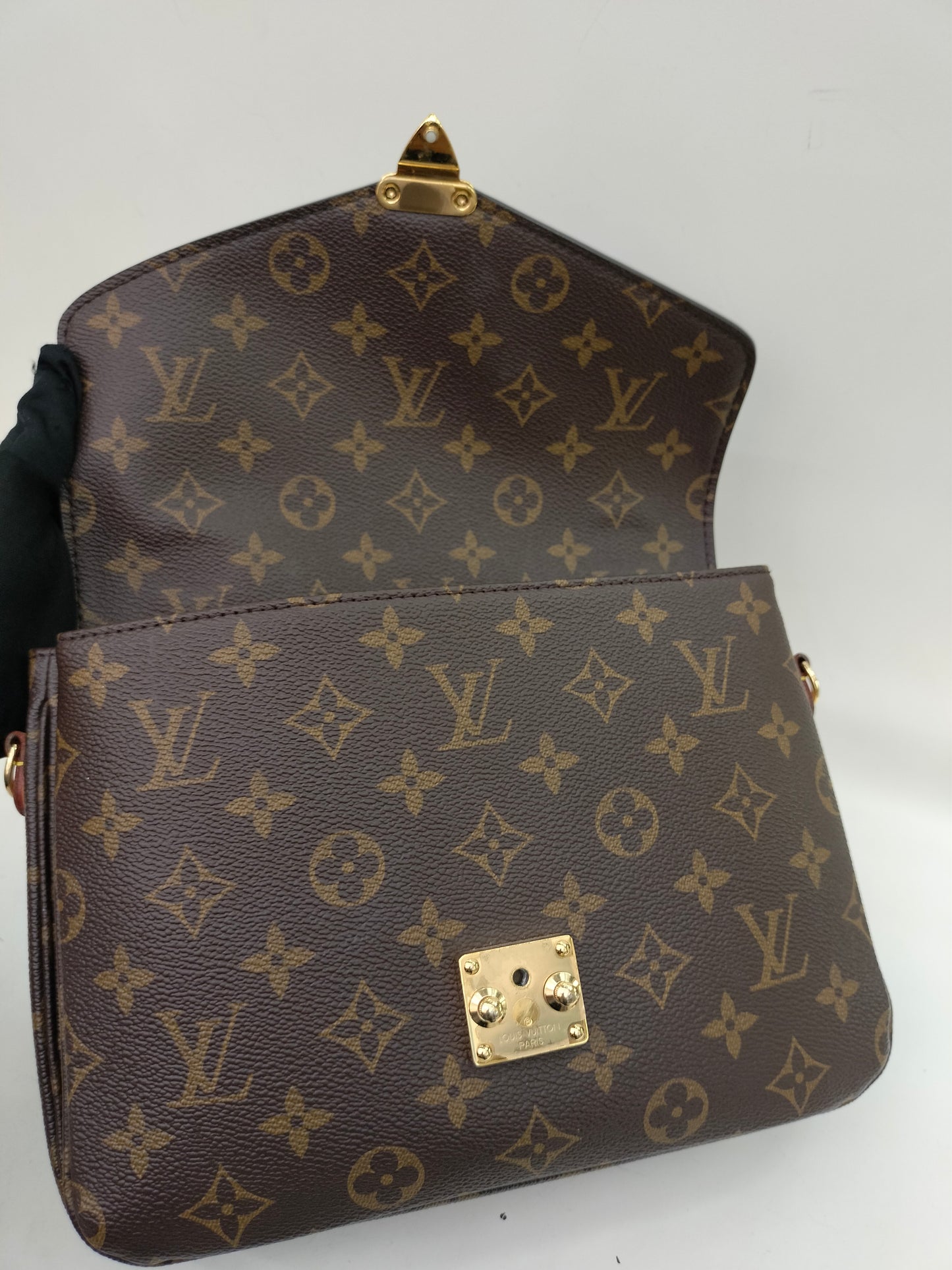 LV Metis Monogram (CHIP)