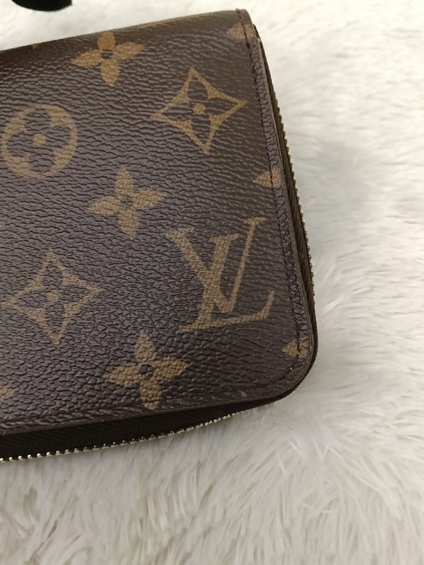 LV Zippy Wallet Monogram Lovely Bird
