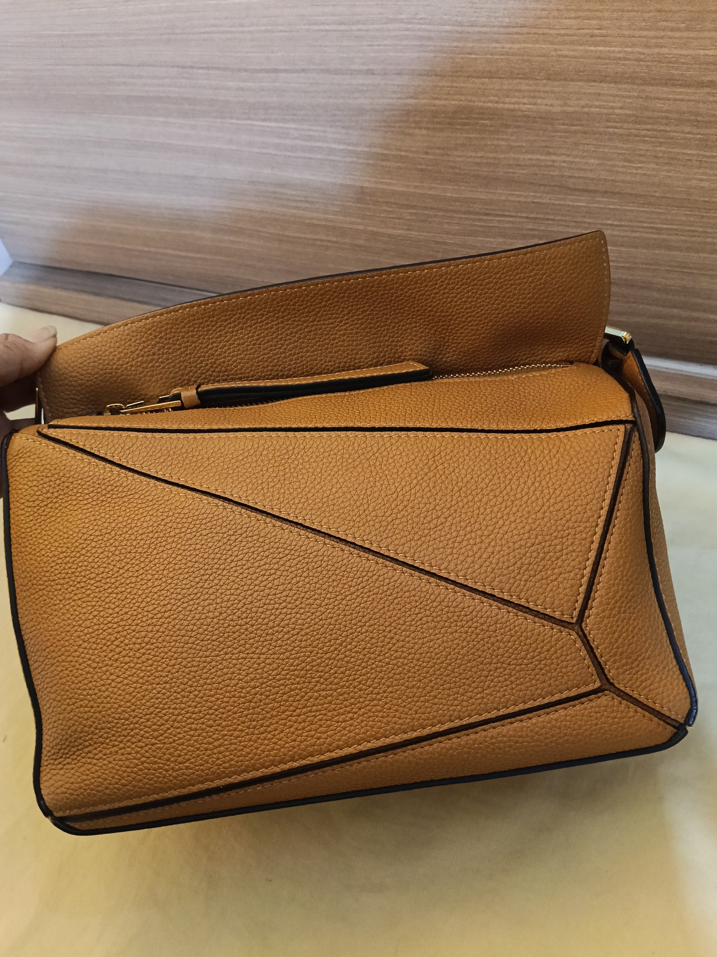 Loewe Puzzle Small Grained Caramel GHW 2021