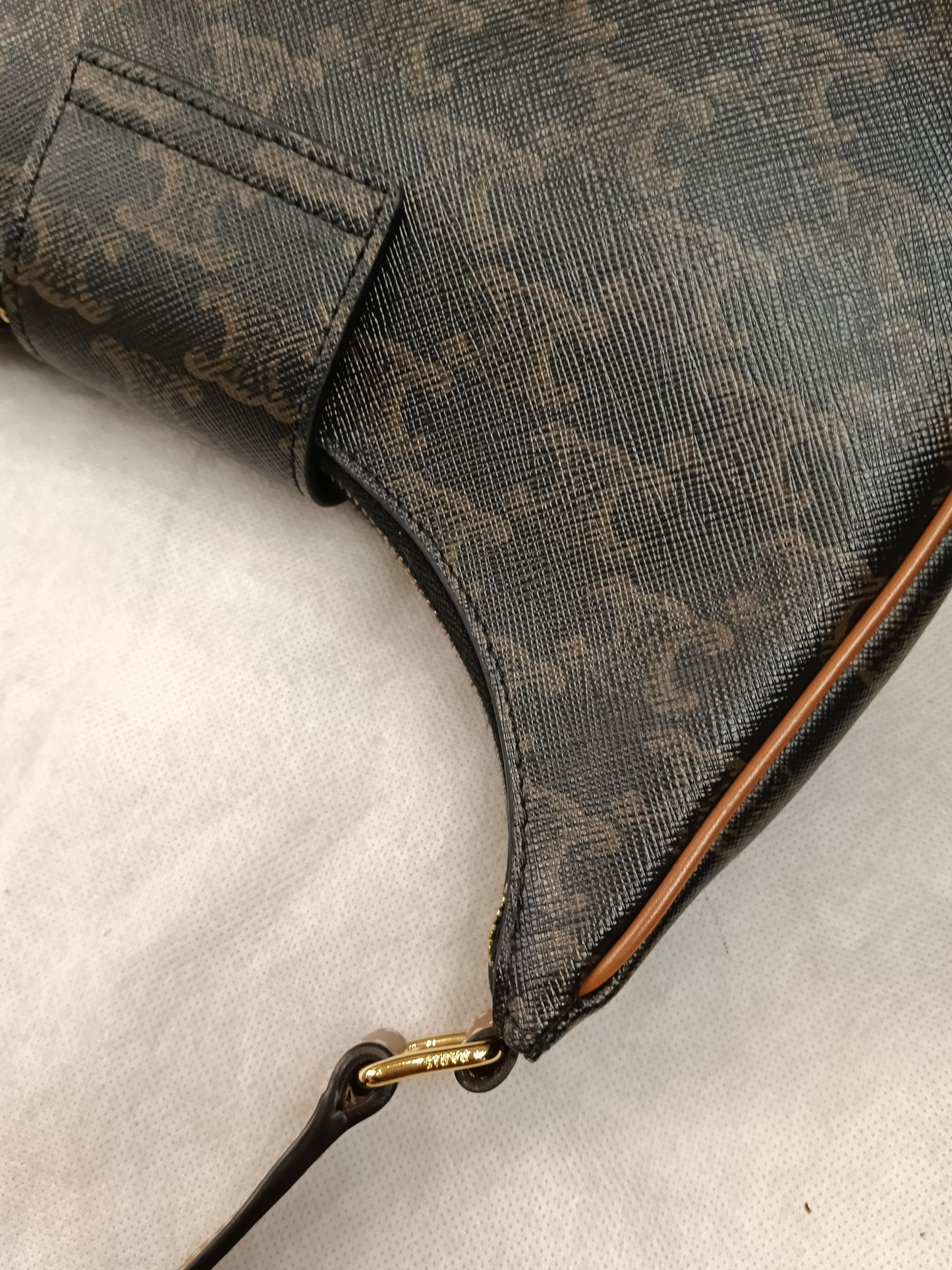 Celine Ava Triomphe Calfskin Tan GHW 2023