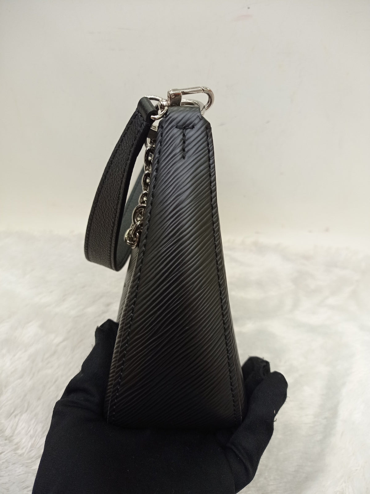 LV Marelle NM Epi Noir (CHIP)