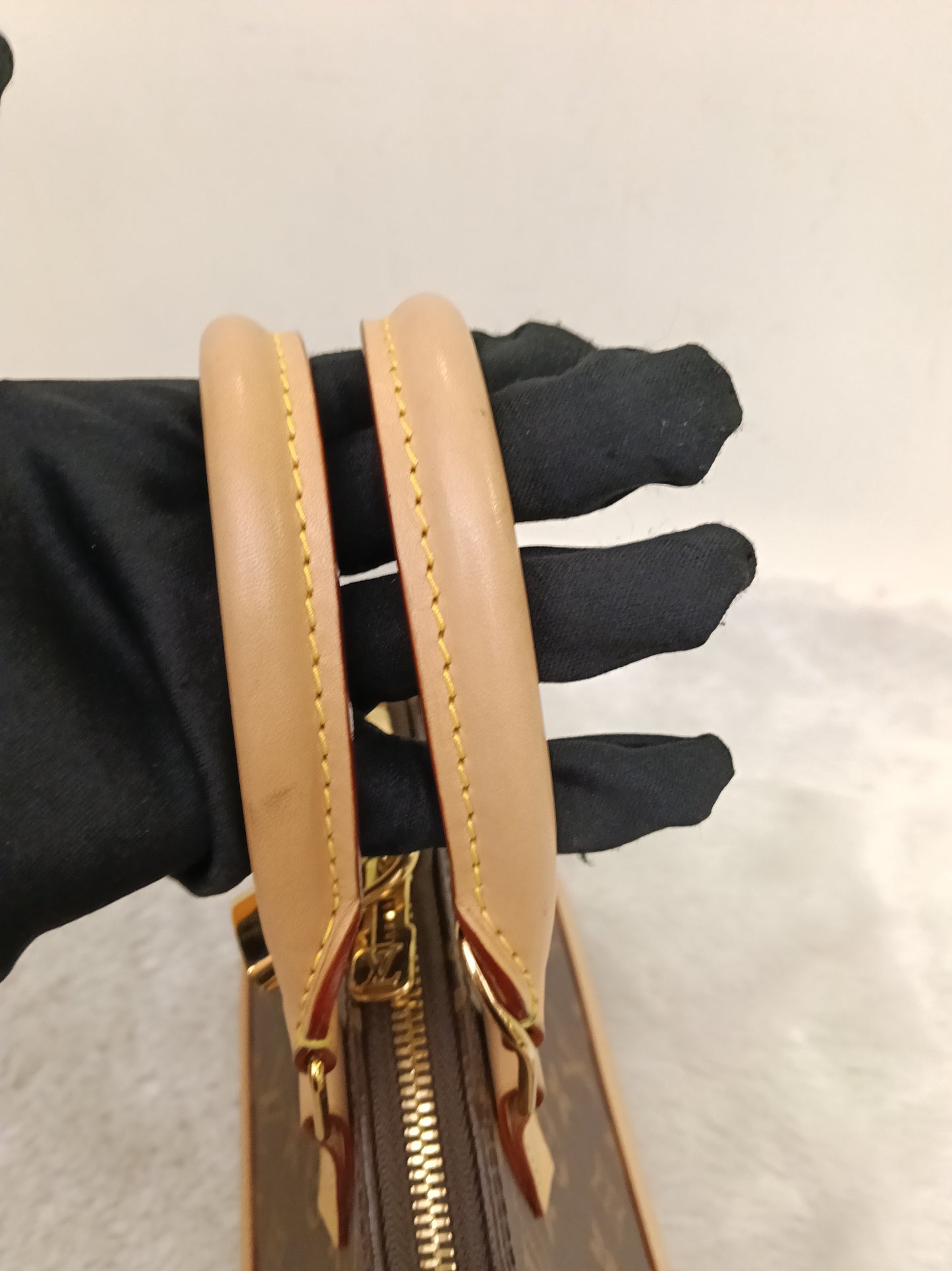 LV Alma BB Monogram 2025 (CHIP)