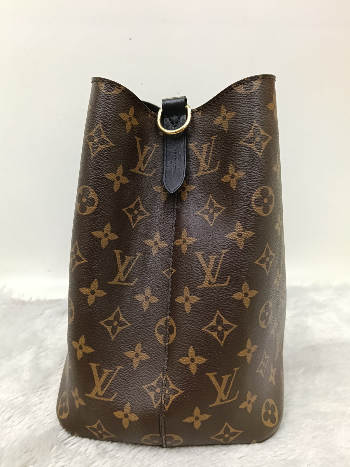 LV Neo Noe MM Monogram Noir 2020