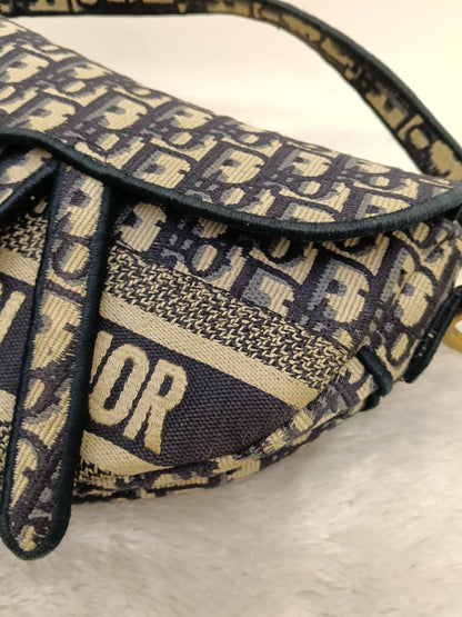 Dior Saddle Medium Oblique Embroidered Navy GHW 2020