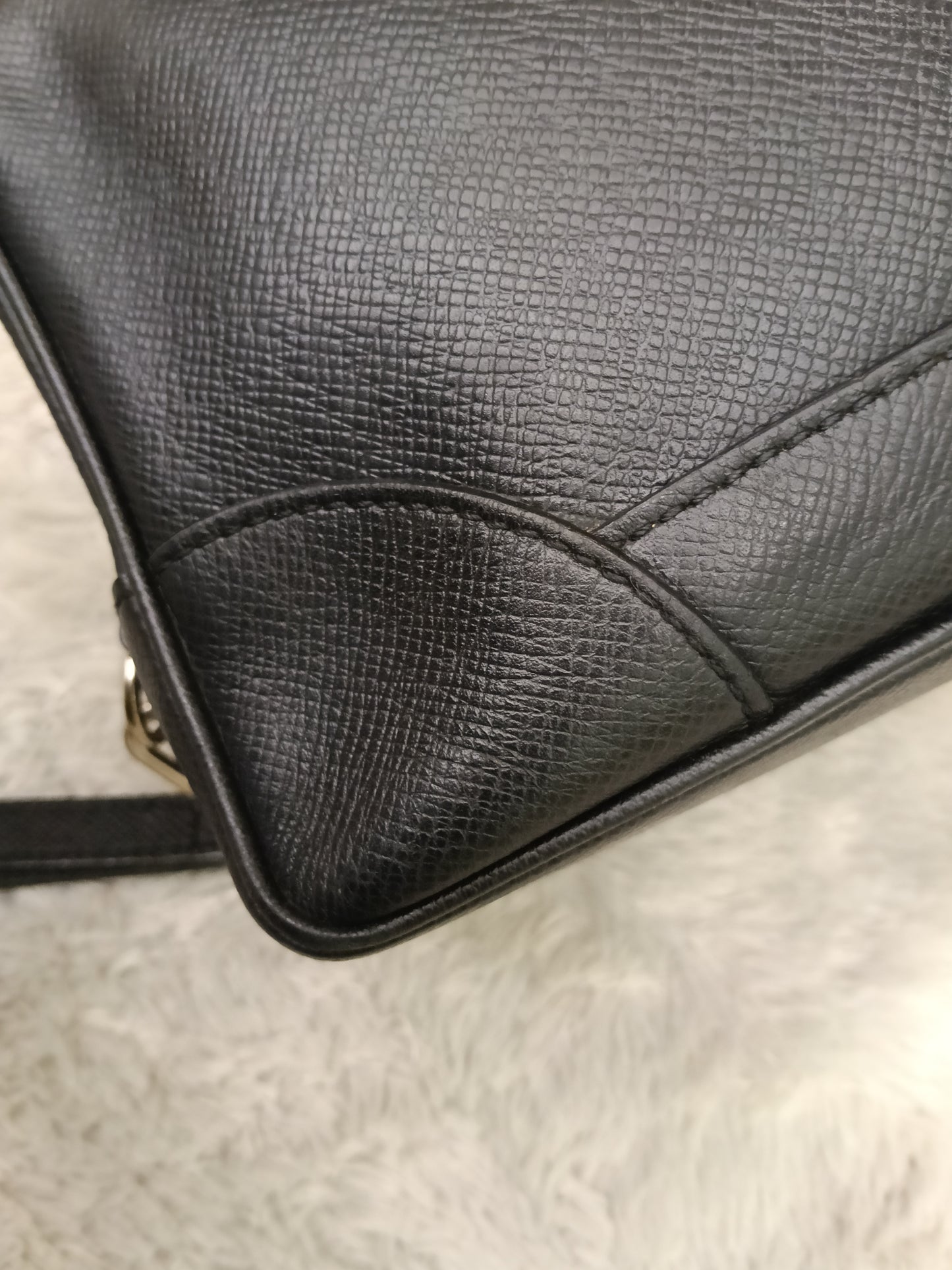 LV Neo Pavel Clutch Taiga Ardoise Black 2009