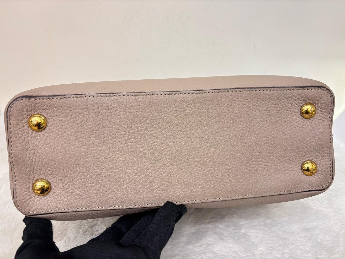 LV Capucines PM Taurillon Gallet 2018