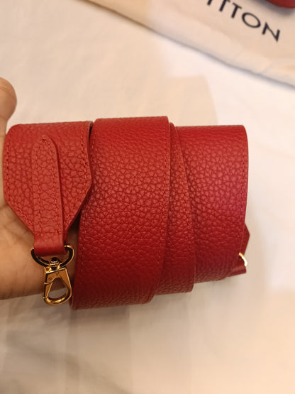 LV Capucines Mini Taurillon Scarlet 2020