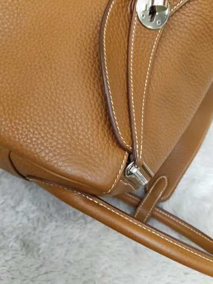 Lindy 30 Clem Gold PHW #R square