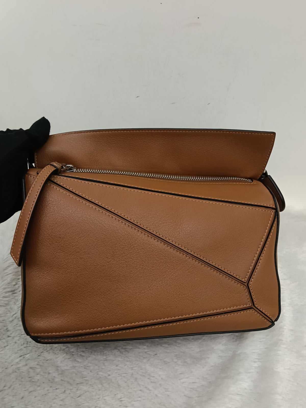 Loewe Puzzle Small Calfskin Tan SHW 2020