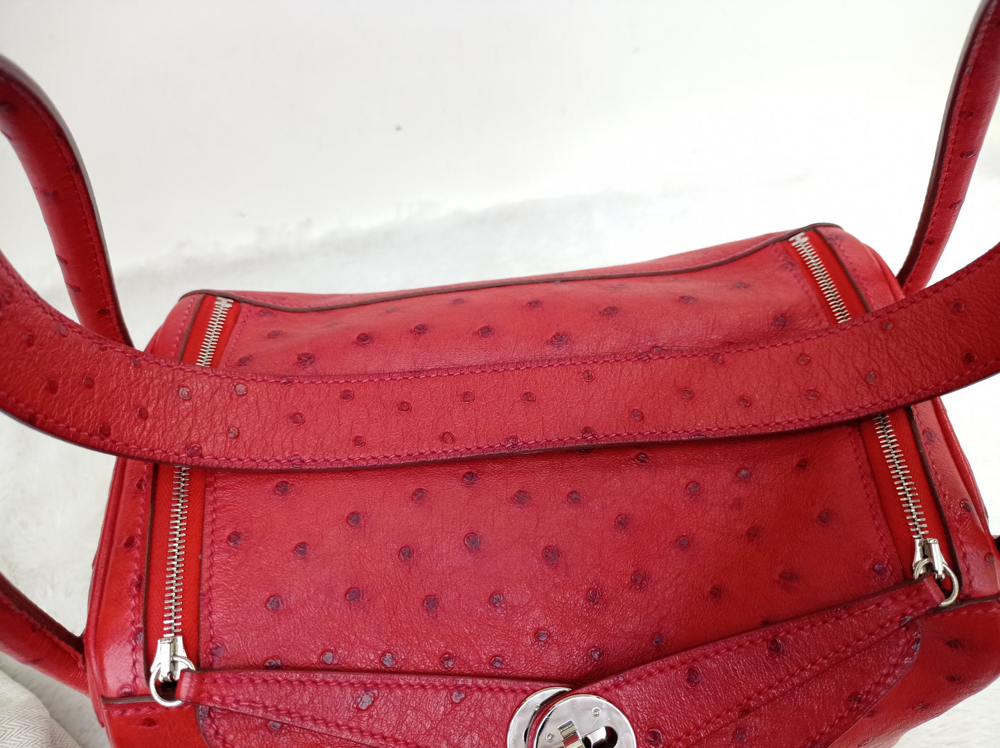 Lindy 26 Ostrich Rouge De Coeur PHW #X