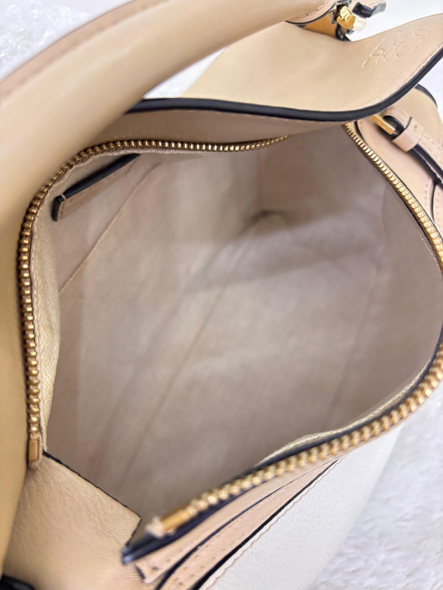 Loewe Puzzle Small Calfskin Dusty Beige Soft White GHW 2022