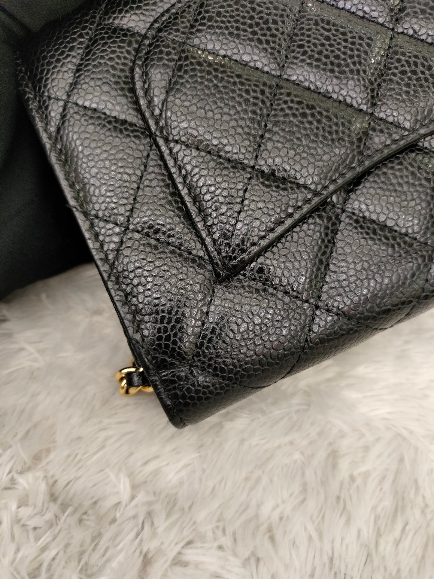 Chanel WOC Caviar Black GHW (CHIP)